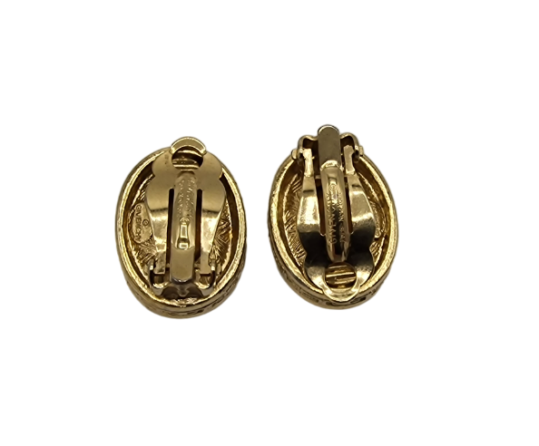 GIVENCHY. CRYSTAL EARRINGS.