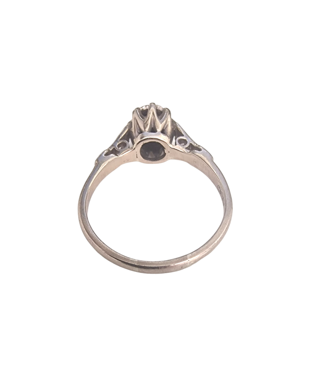 ANTIQUE WHITE AND BRILLIANT GOLD SOLITAIRE.