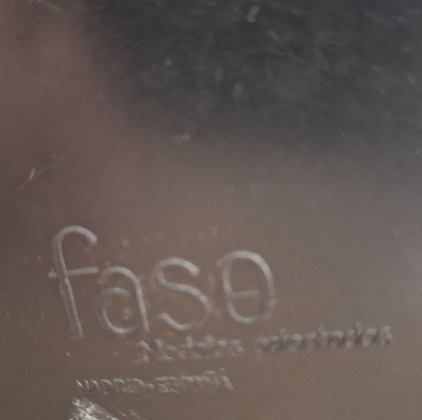 FASE.LÁMPARA FALUX NEGRA.