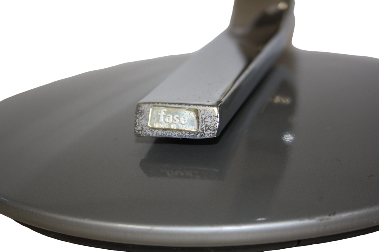 FASE. PAIR OF 520C LAMPS.
