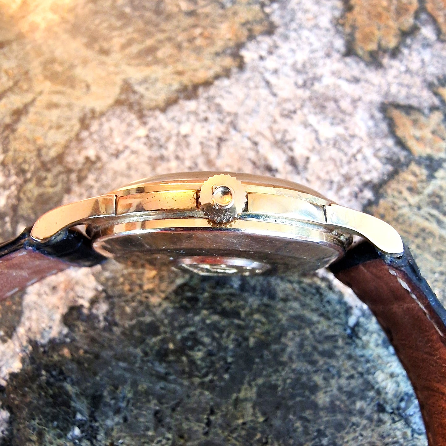 OMEGA CONSTELLATION PIE PAN 18K ORO AMARILLO.