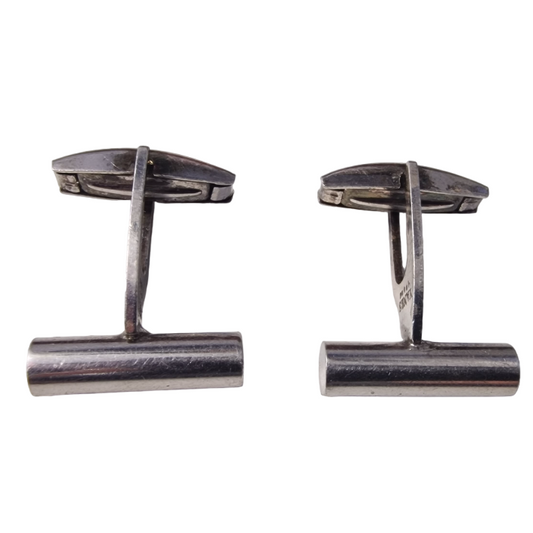 YANES. SILVER CUFFLINKS