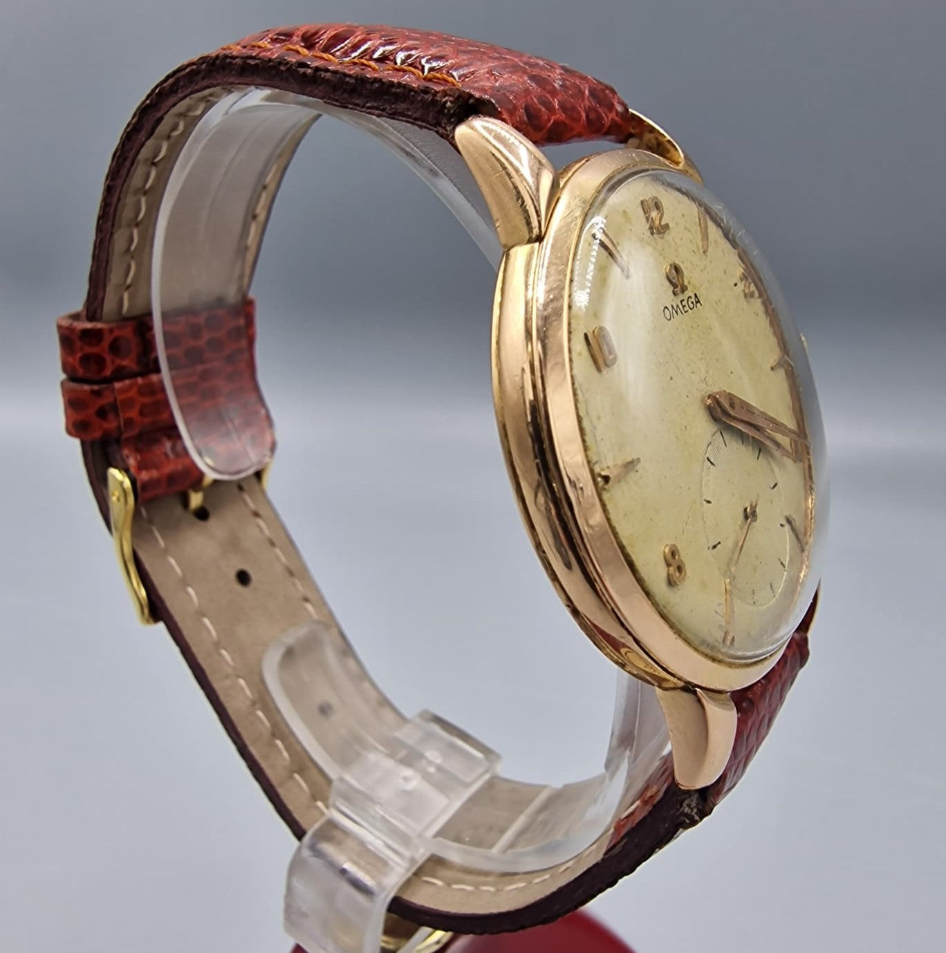 OMEGA Jumbo 18k Rose Gold 1950 REF.2687 CAL.266