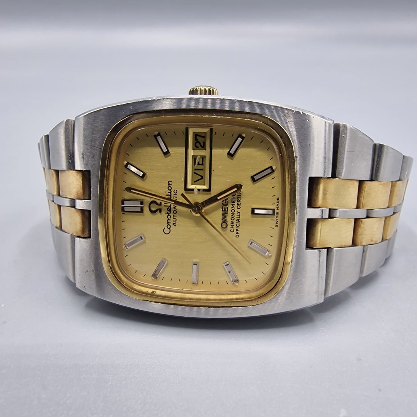 OMEGA CONSTELLATION AUTOMATIC DAY DATE