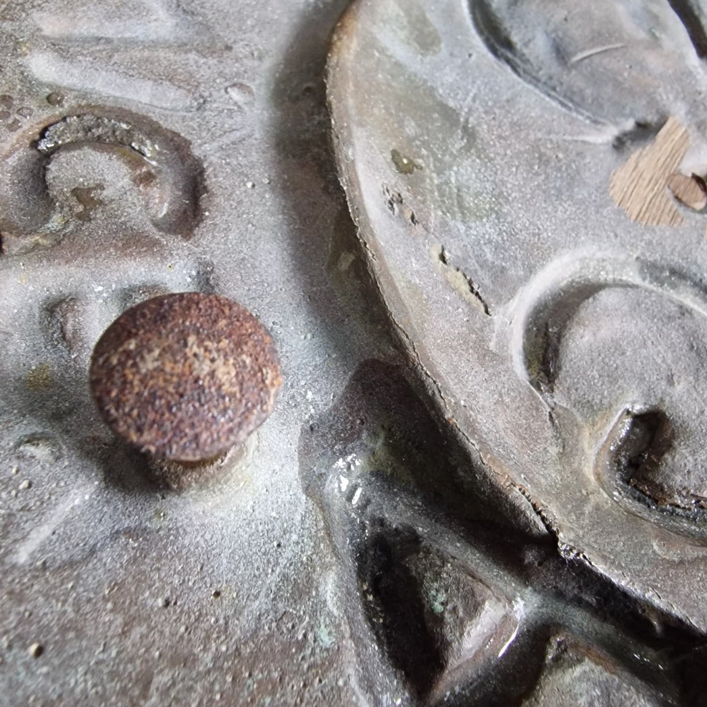 OMEGA . LETRERO BRONCE CONCESIONARIO