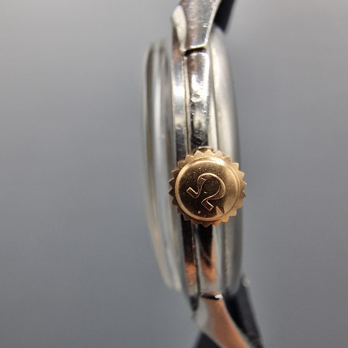 OMEGA 2605-9 Cal. 266 HONEYCOMB SPIDERLUGS